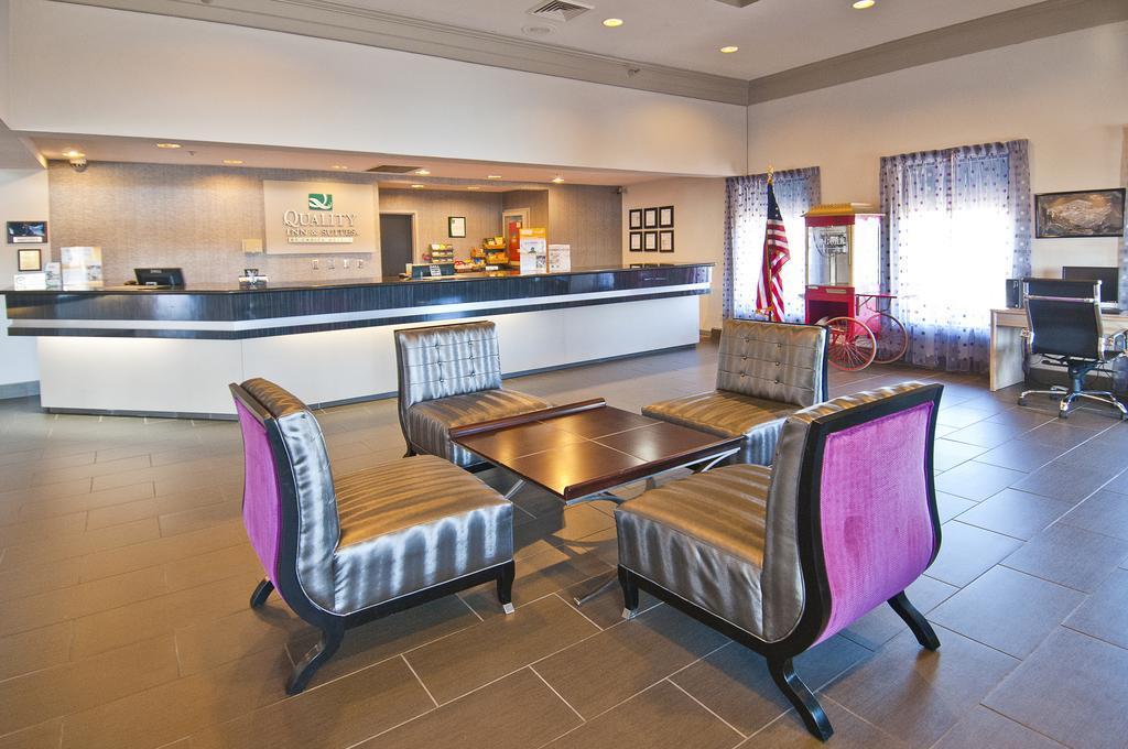 Quality Inn & Suites At Airport Blvd I-65 Mobile Dış mekan fotoğraf