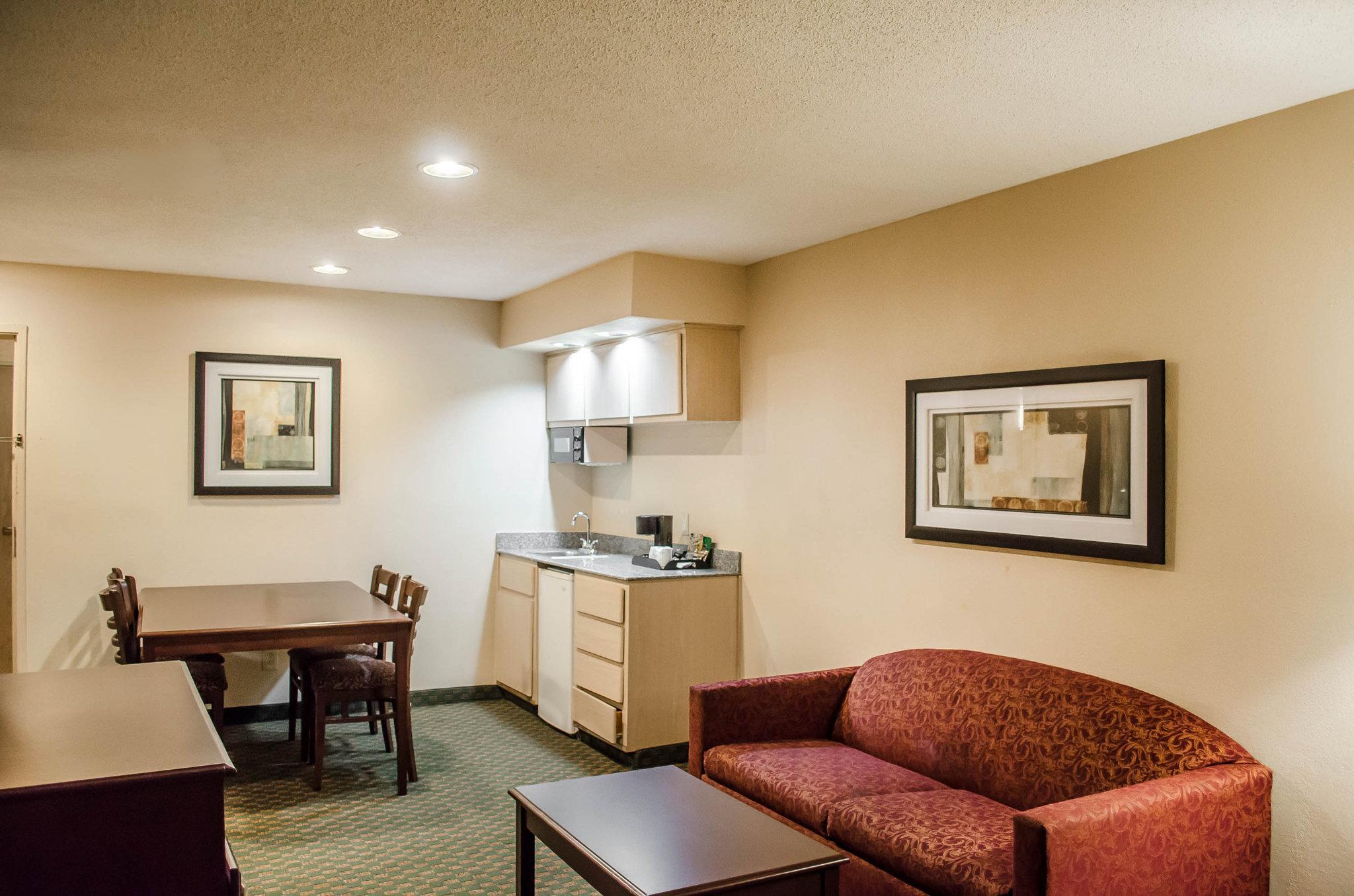 Quality Inn & Suites At Airport Blvd I-65 Mobile Dış mekan fotoğraf