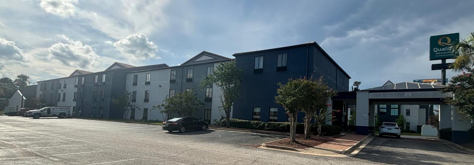 Quality Inn & Suites At Airport Blvd I-65 Mobile Dış mekan fotoğraf