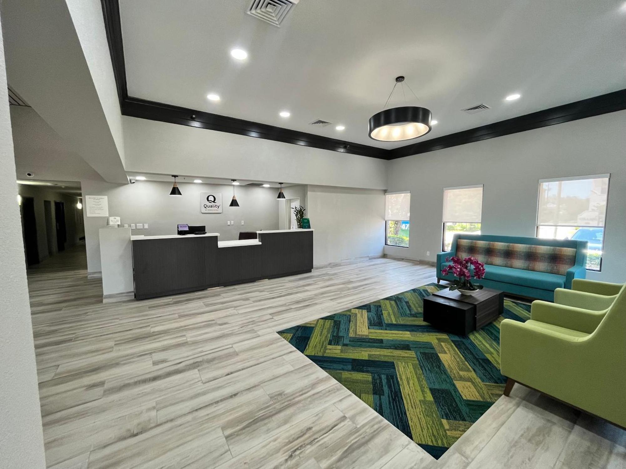 Quality Inn & Suites At Airport Blvd I-65 Mobile Dış mekan fotoğraf