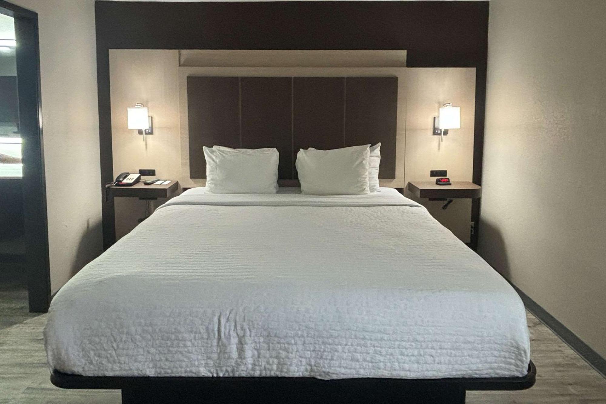 Quality Inn & Suites At Airport Blvd I-65 Mobile Dış mekan fotoğraf