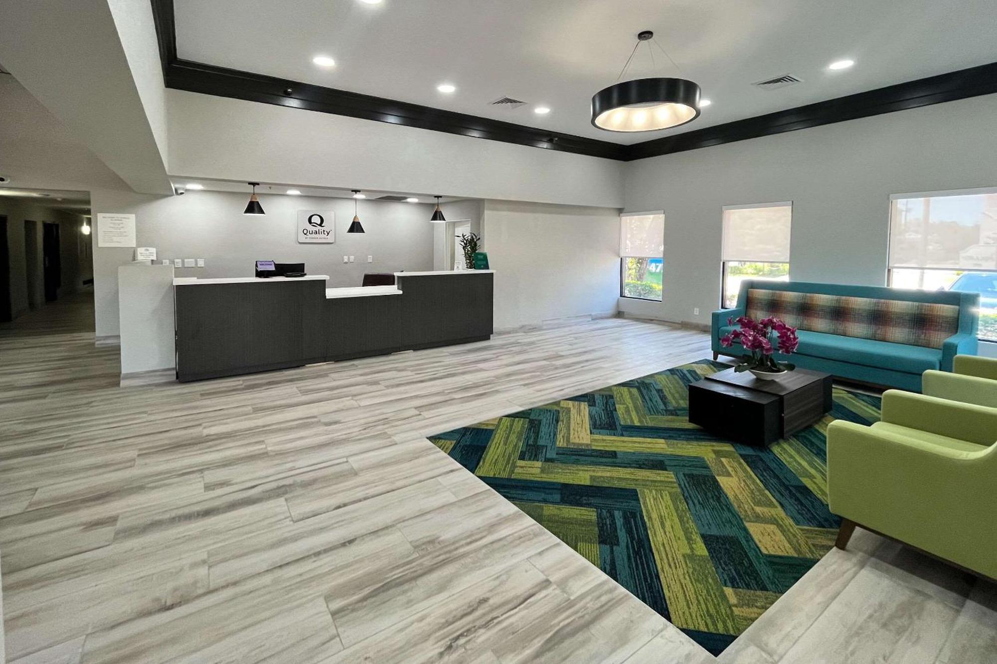 Quality Inn & Suites At Airport Blvd I-65 Mobile Dış mekan fotoğraf
