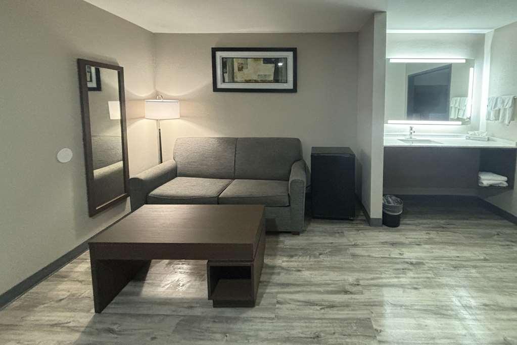 Quality Inn & Suites At Airport Blvd I-65 Mobile Oda fotoğraf